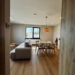 דירה Monic *