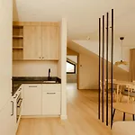 Monic Apartament *