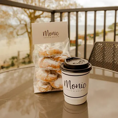 Monic شقة ميكلينكي